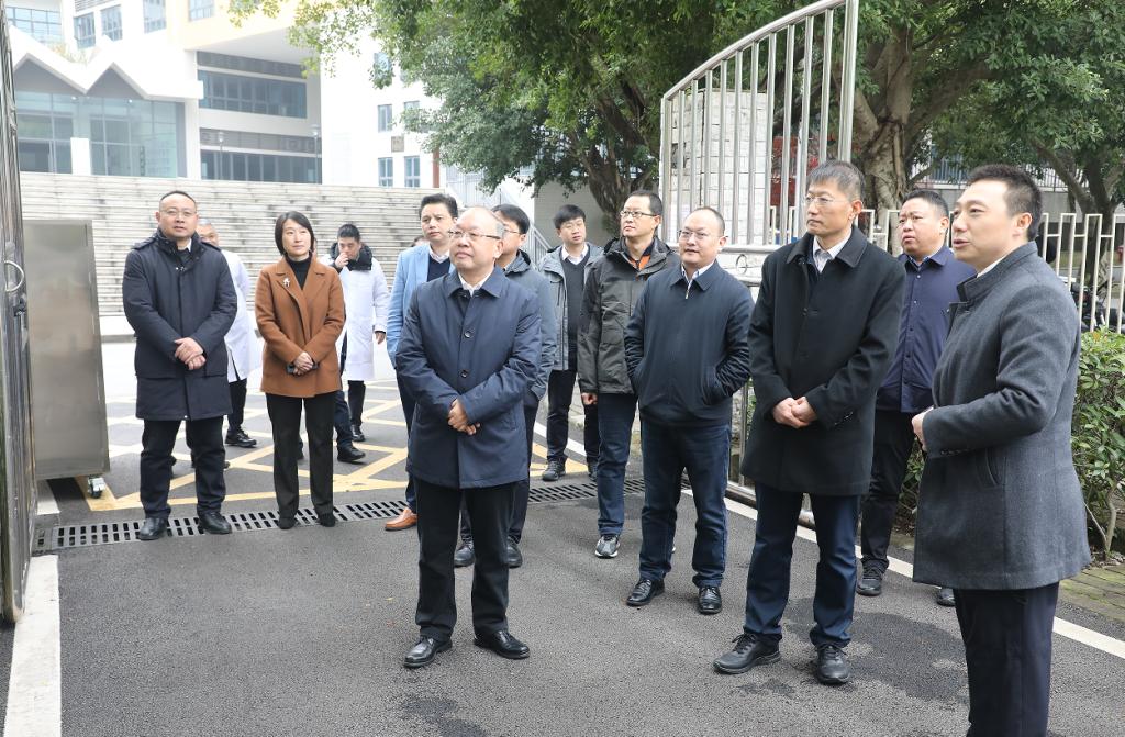 中石化江汉石油工程有限公司总经理李子杰来校参观访问